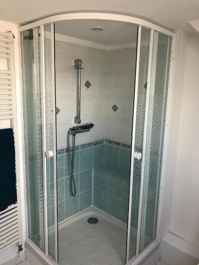 Chambre A Proximite De La Baie Du Mont Saint Michel Avranches Εξωτερικό φωτογραφία