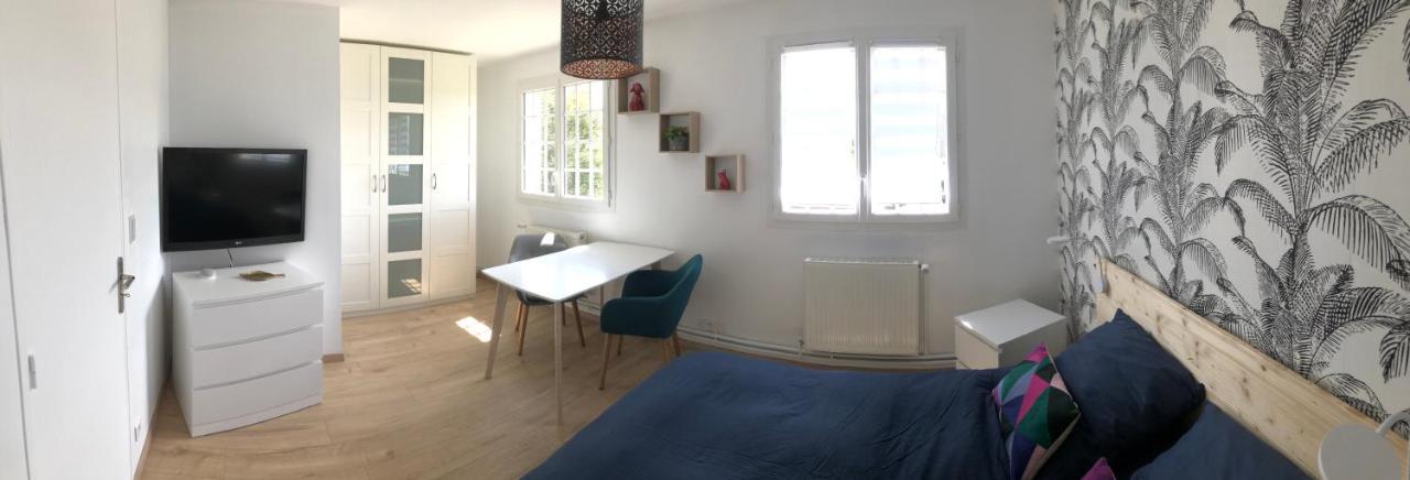 Chambre A Proximite De La Baie Du Mont Saint Michel Avranches Εξωτερικό φωτογραφία